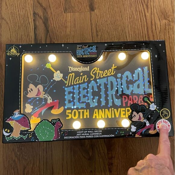 The Main Street Electrical Parade 50th Anniversary Light-up wall decor NWT - Picture 3 of 7